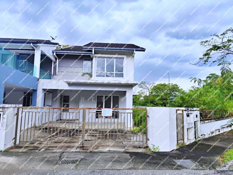 Rumah Berkembar untuk Dijual di Puchong (Selangor) - Bee Kim - Exterior - PropertyGuru.com.my