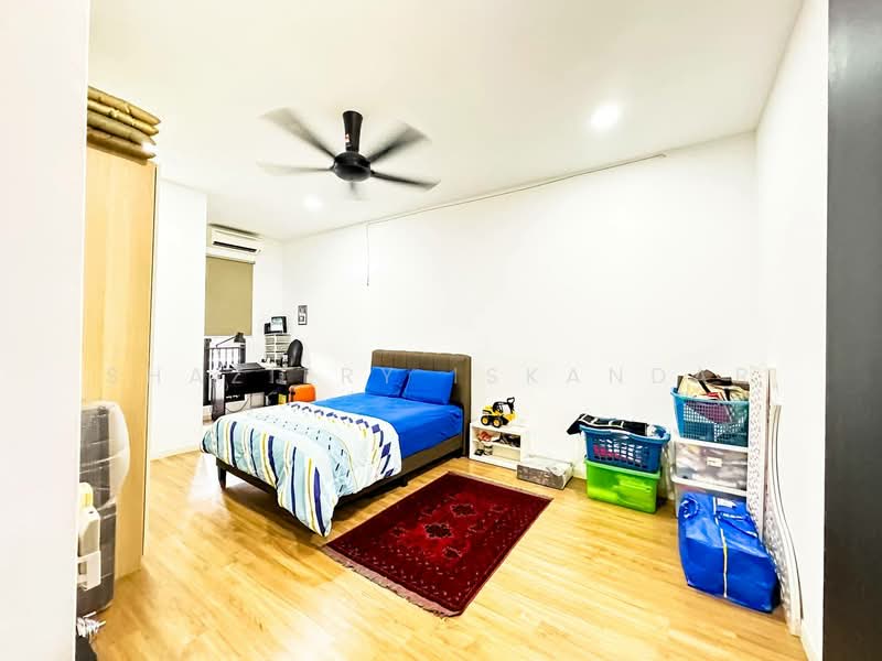 Rumah Berkembar untuk Dijual di Bukit Jelutong (Shah Alam) - Shaziery Iskandar - Bedroom - PropertyGuru.com.my