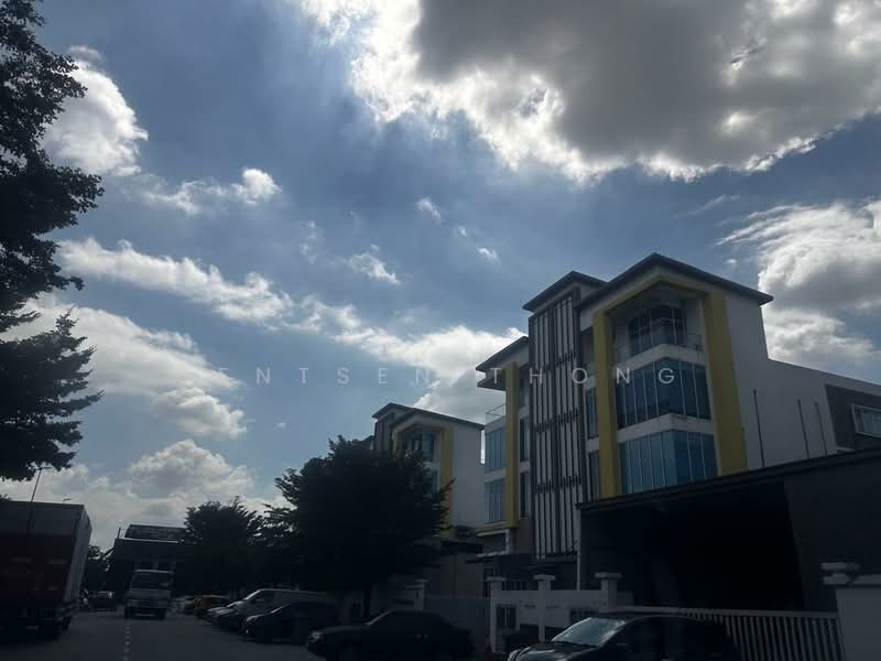 Kilang untuk Dijual di Kawasan Industri Sri Damansara (Petaling Jaya) - Jentsen Thong - Exterior - PropertyGuru.com.my