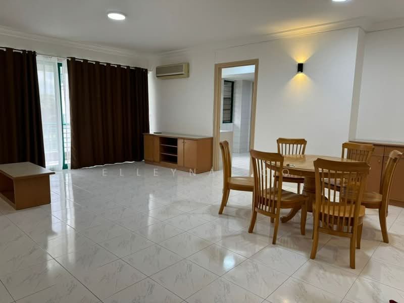 Condominium for Sale at The Straits View Condominium - Elleyna Soo - Living Room - PropertyGuru.com.my