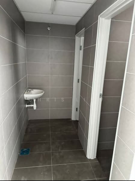 Kilang untuk Disewa di Taman Lagenda Putra (Kulai) - Chris Liew - Bathroom - PropertyGuru.com.my