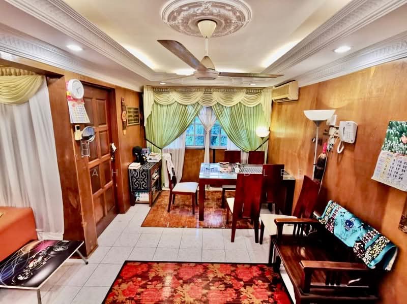 Rumah Flat untuk Dijual di Taman Wilayah Selayang - Ahmad Fadlee - Dining Room - PropertyGuru.com.my