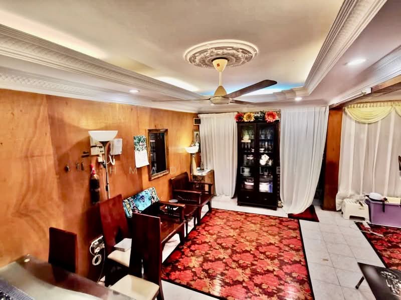 Rumah Flat untuk Dijual di Taman Wilayah Selayang - Ahmad Fadlee - Living Room - PropertyGuru.com.my