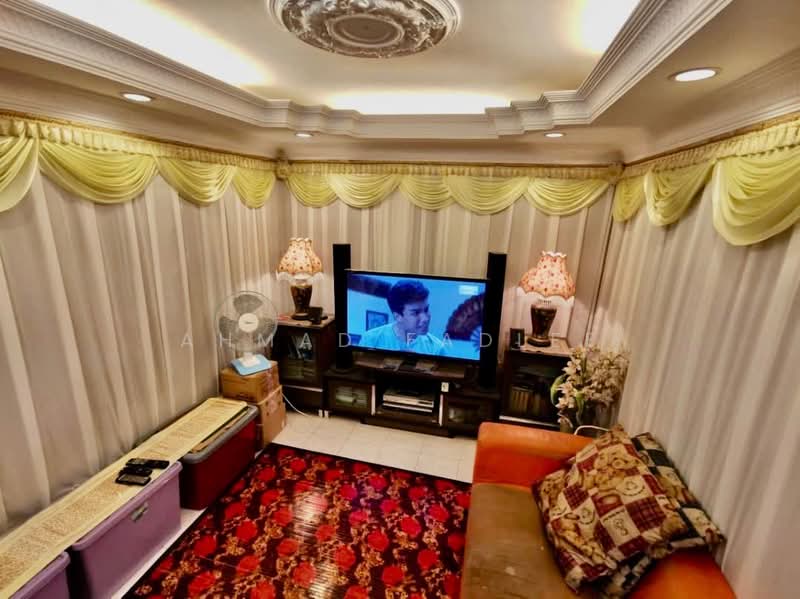 Rumah Flat untuk Dijual di Taman Wilayah Selayang - Ahmad Fadlee - Living Room - PropertyGuru.com.my