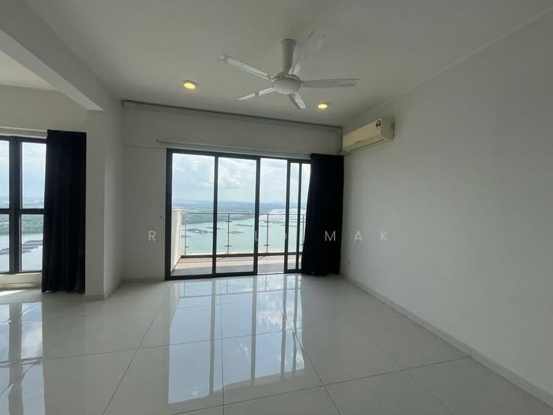 Kondominium untuk Dijual di Kings Bay @ Country Garden Danga Bay - Ronald Mak - Living Room - PropertyGuru.com.my