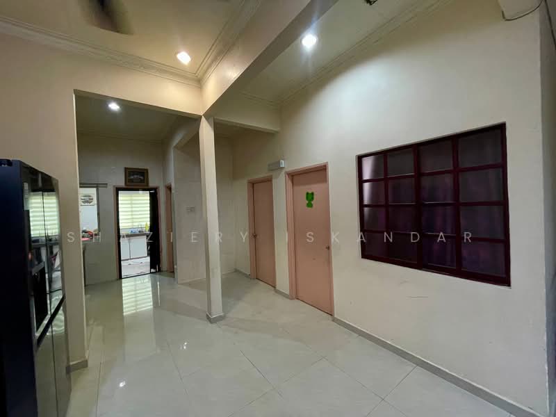 Rumah Teres 1 Tingkat untuk Dijual di Bandar Tasik Puteri (Rawang) - Shaziery Iskandar - PropertyGuru.com.my