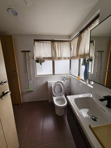 Kondominium untuk Dijual di Palmville Resort Condominium - Eve Liew - Bathroom - PropertyGuru.com.my
