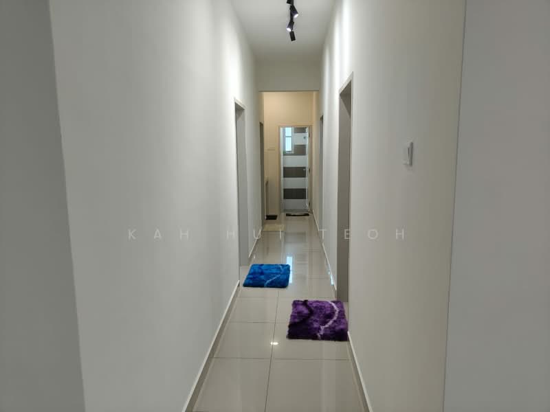 Condominium for Rent at Royale Infinity - Kah Hui Teoh - Corridor - PropertyGuru.com.my