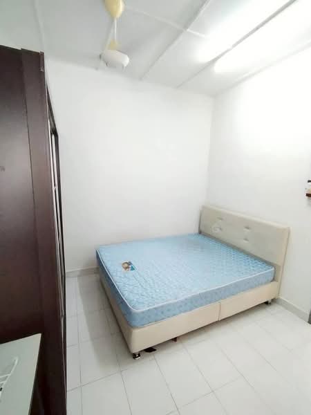 Rumah Teres 1 Tingkat untuk Disewa di Taman Suria (Johor Bahru) - Kinn Png - Bedroom - PropertyGuru.com.my