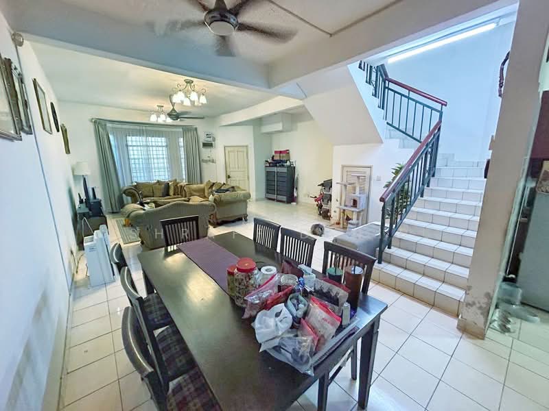 Rumah Teres 2 Tingkat untuk Dijual di Cahaya Heights (Shah Alam) - Ashraff Daniel - Living Room - PropertyGuru.com.my