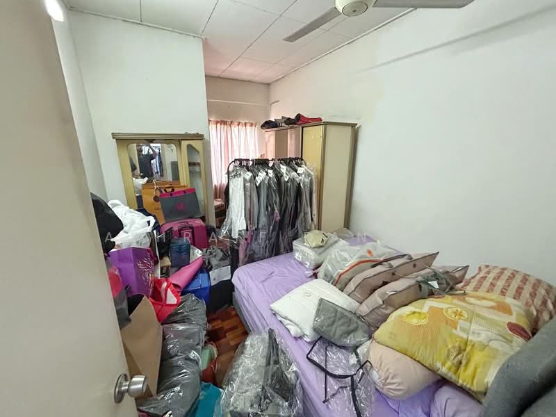 Rumah Teres 2 Tingkat untuk Dijual di Cahaya Heights (Shah Alam) - Ashraff Daniel - Bedroom - PropertyGuru.com.my