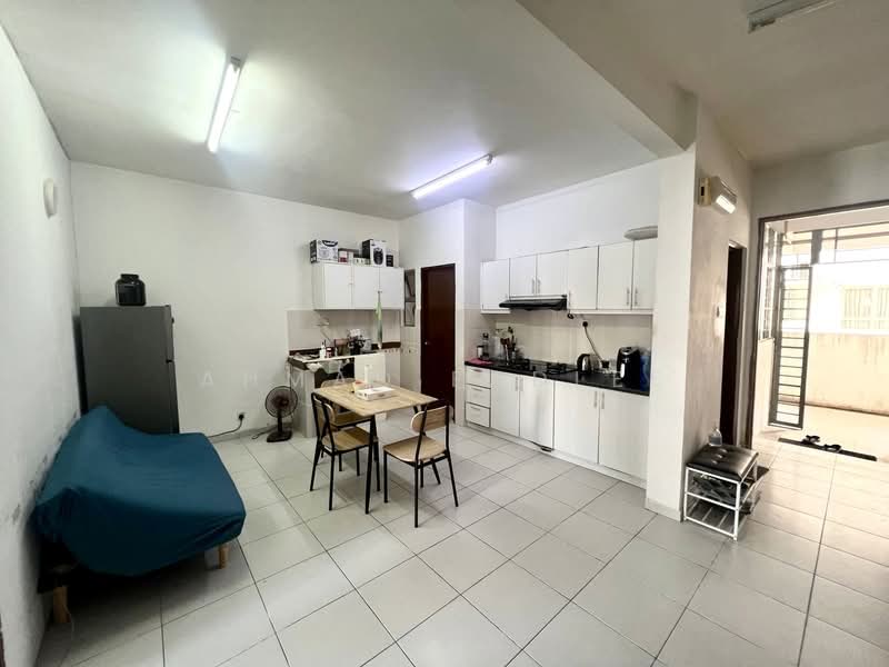Kondominium untuk Dijual di Suria Jelatek - Ahmad Fadlee - Kitchen - PropertyGuru.com.my
