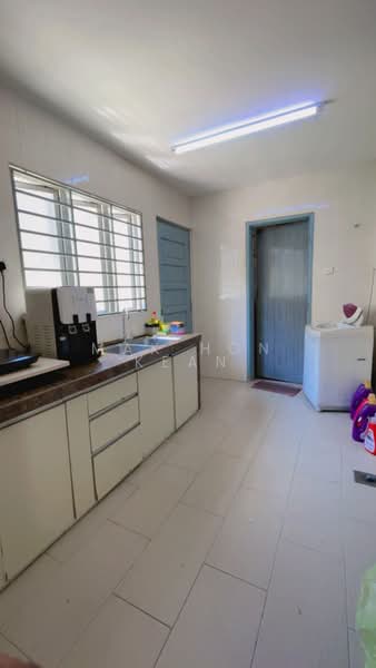 Terraced House for Rent in Kota Kemuning (Shah Alam) - Mak Hon Kean - Kitchen - PropertyGuru.com.my