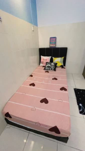 Terraced House for Rent in Kota Kemuning (Shah Alam) - Mak Hon Kean - Bedroom - PropertyGuru.com.my
