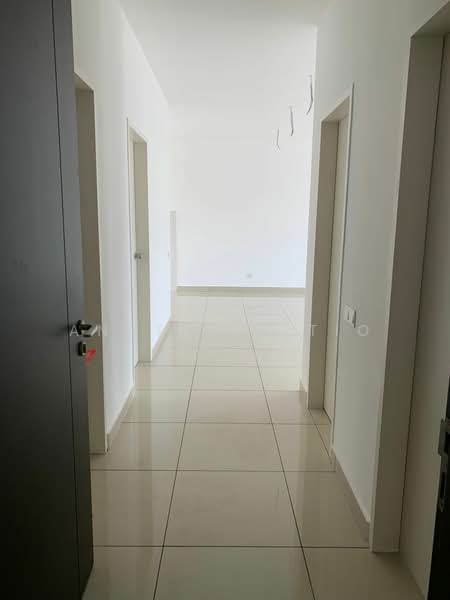 Townhouse for Sale in Bandar Cassia (Batu Kawan) - Angeline Tio - Corridor - PropertyGuru.com.my