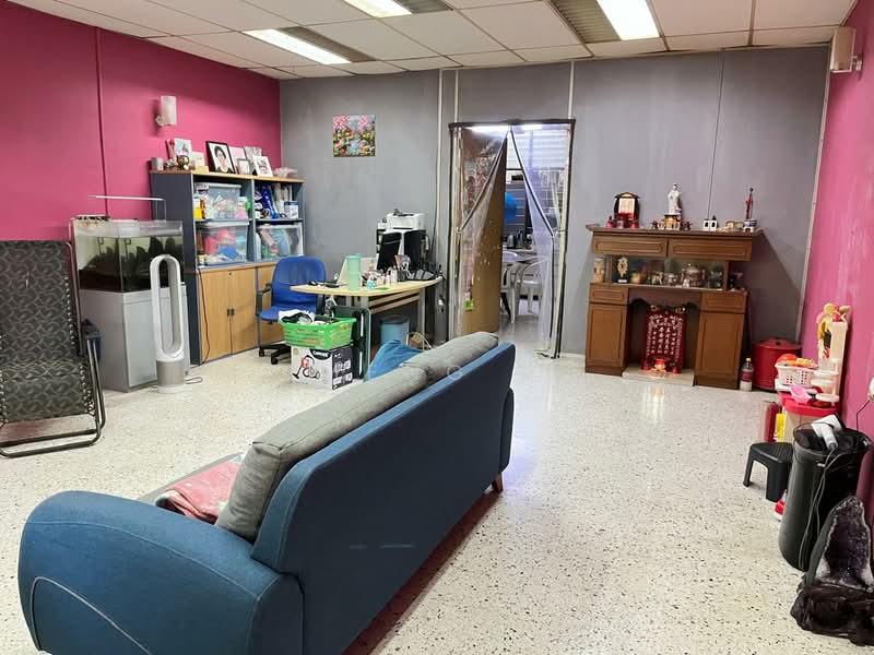 2-storey Terraced House for Sale in Pulau Tikus (Penang) - Meng . - Living Room - PropertyGuru.com.my