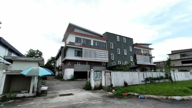 Semi-D Factory for Sale in Rawang (Selangor) - Leane Wong - Exterior - PropertyGuru.com.my