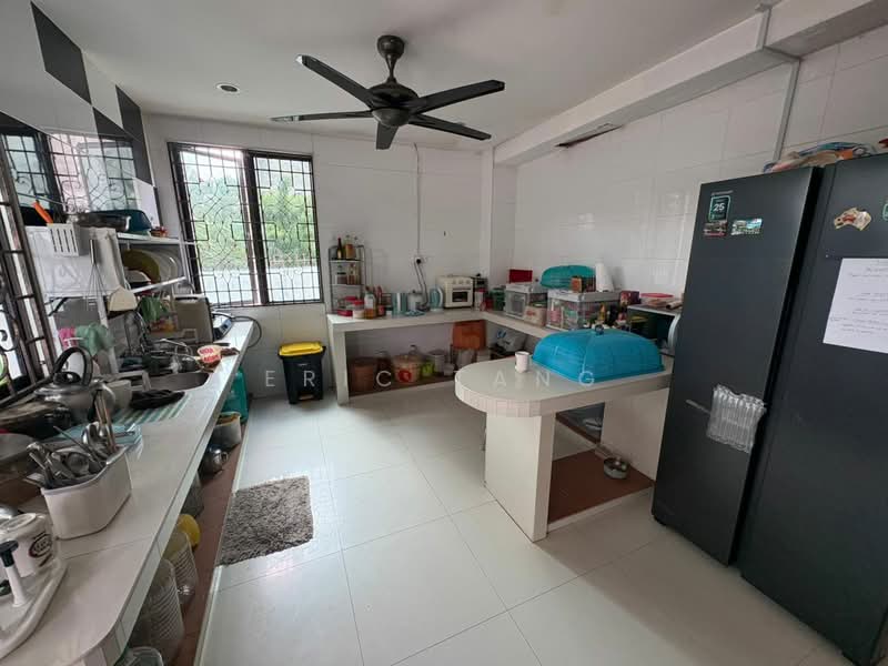 Bungalow for Sale in Pekan Batu 9 (Cheras) - Eric Tang - Kitchen - PropertyGuru.com.my