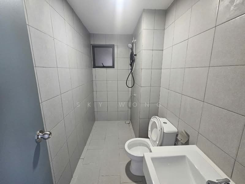 Service Residence for Rent at E'Island Lake Haven - Sky Wong - Bathroom - PropertyGuru.com.my
