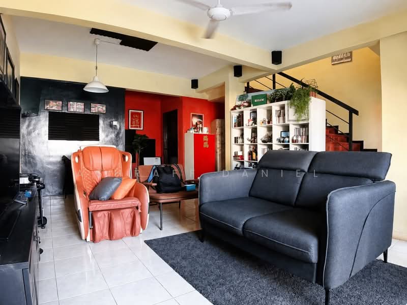 Terraced House for Sale in Seksyen 32, Kemuning Green Ville (Shah Alam) - Ashraff Daniel - Living Room - PropertyGuru.com.my