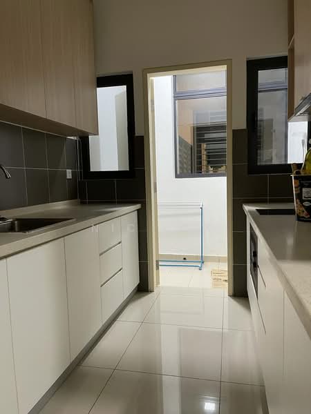 Condominium for Sale at Lakeville Residence - Nic Low - Kitchen - PropertyGuru.com.my