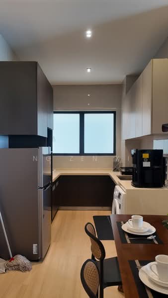 Kondominium untuk Dijual di Bay Point @ Country Garden Danga Bay - NG ZEN XI - Kitchen - PropertyGuru.com.my