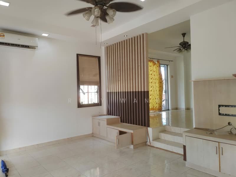 Rumah Teres untuk Disewa di Sungai Long (Bandar Sungai Long) - Ruby Wang - PropertyGuru.com.my