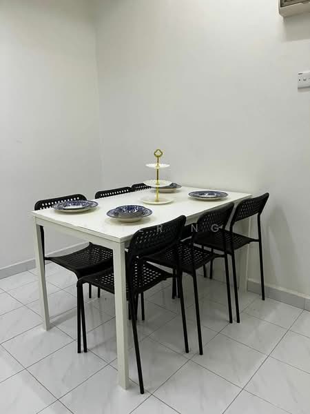 Pangsapuri untuk Disewa di Halaman Teratai - Aster Ng - Dining Room - PropertyGuru.com.my