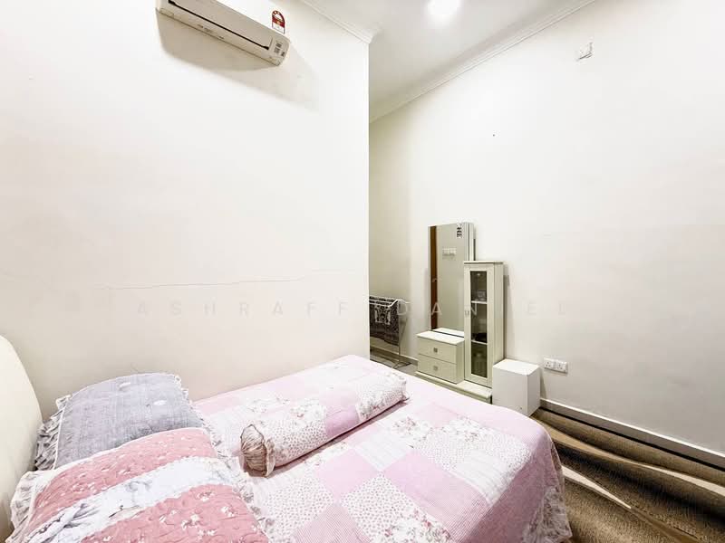 Bungalow for Sale in Idaman Villa (Labu) - Ashraff Daniel - PropertyGuru.com.my