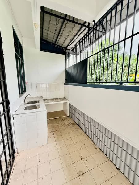 Rumah Teres 2 Tingkat untuk Dijual di Taman Johor Jaya (Johor Bahru) - Jax Wong - Balcony - PropertyGuru.com.my