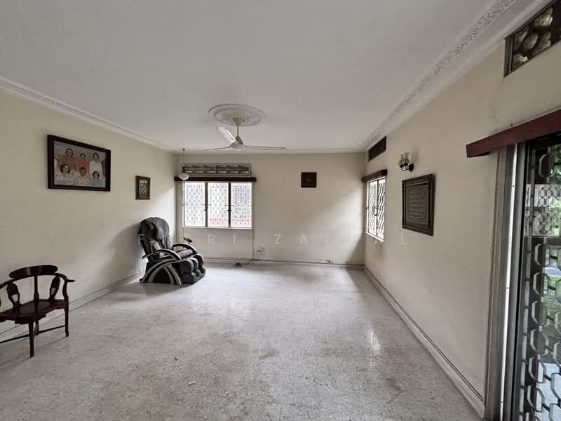 Bungalow for Sale in Kuala Lumpur (Kuala Lumpur) - Fitri Zainal - Living Room - PropertyGuru.com.my