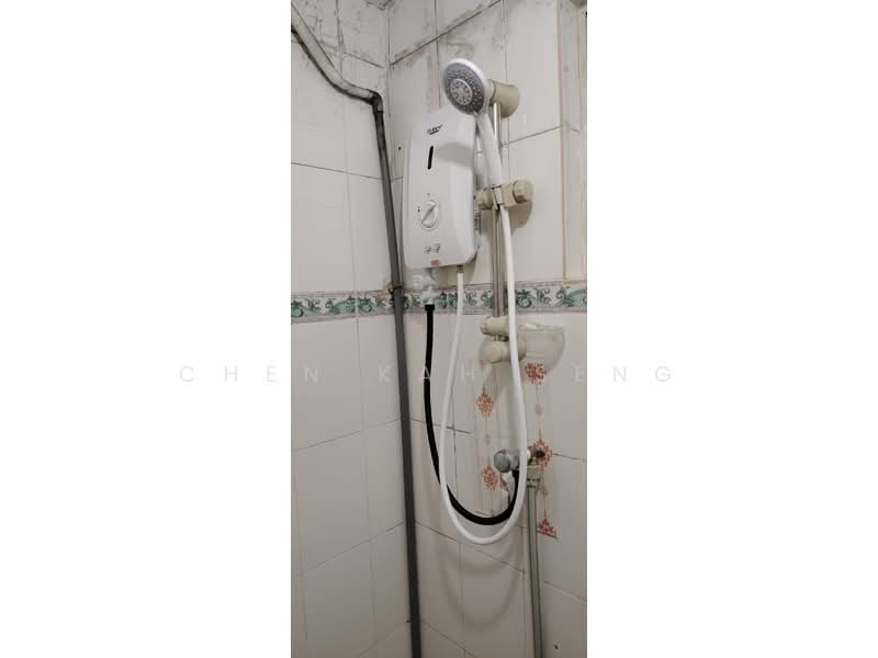 Kondominium untuk Disewa di Warisan City View - Chen Kah Seng - Bathroom - PropertyGuru.com.my