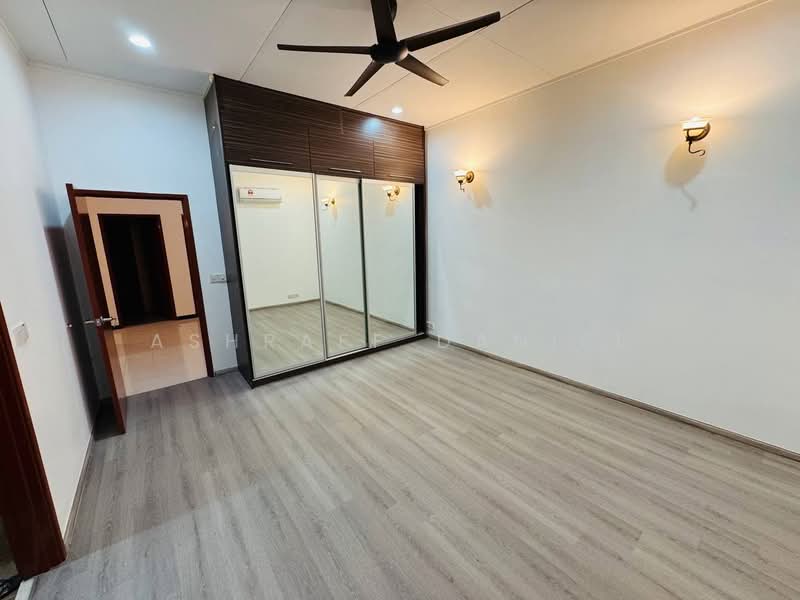 Terraced House for Sale in Bukit Jelutong (Shah Alam) - Ashraff Daniel - PropertyGuru.com.my