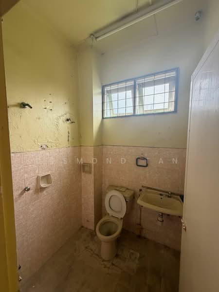 2-storey Terraced House for Sale in SS 26, Taman Mayang Jaya (Petaling Jaya) - Desmond Tan - Bathroom - PropertyGuru.com.my