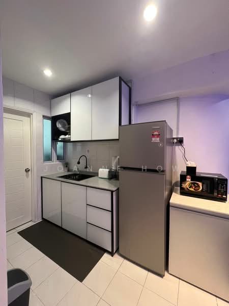 Kondominium untuk Dijual di Tanjung Samudera Condominium - Joanne How - Kitchen - PropertyGuru.com.my