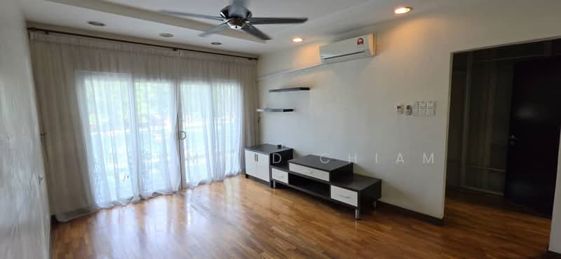 Rumah Teres 2 Tingkat untuk Dijual di Saujana Damansara (Damansara Damai) - Raymond Chiam - Living Room - PropertyGuru.com.my