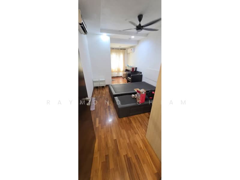 Rumah Teres 2 Tingkat untuk Dijual di Saujana Damansara (Damansara Damai) - Raymond Chiam - Living Room - PropertyGuru.com.my
