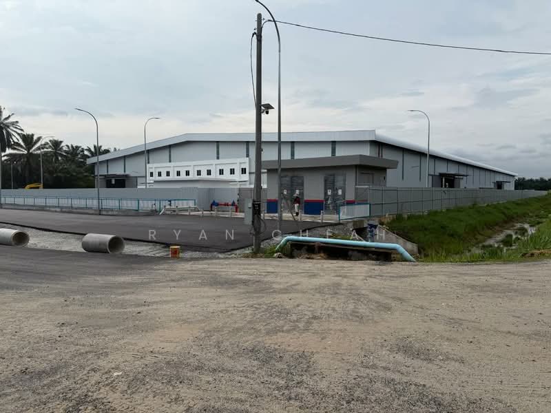 Factory for Sale in Kampung Teluk Mengkuang (Telok Panglima Garang) - Ryan Cheah - Exterior - PropertyGuru.com.my
