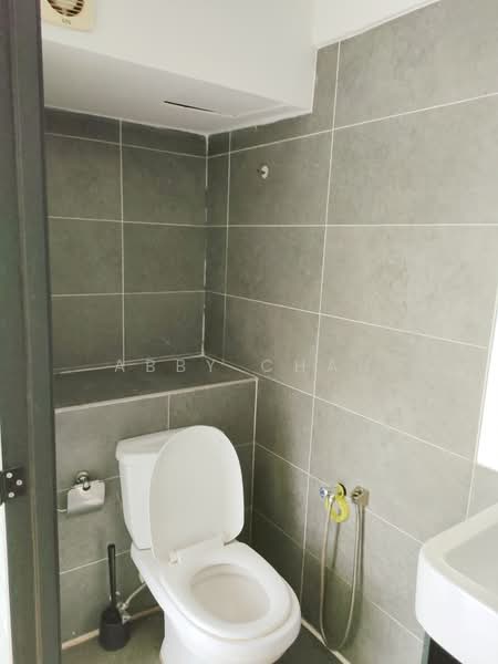 Condominium for Sale at Empire Damansara (Empire SOHO 2) - Abby Chan - Bathroom - PropertyGuru.com.my