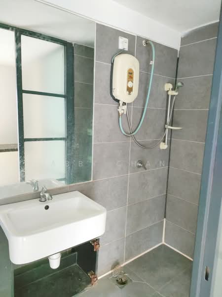 Condominium for Sale at Empire Damansara (Empire SOHO 2) - Abby Chan - Bathroom - PropertyGuru.com.my