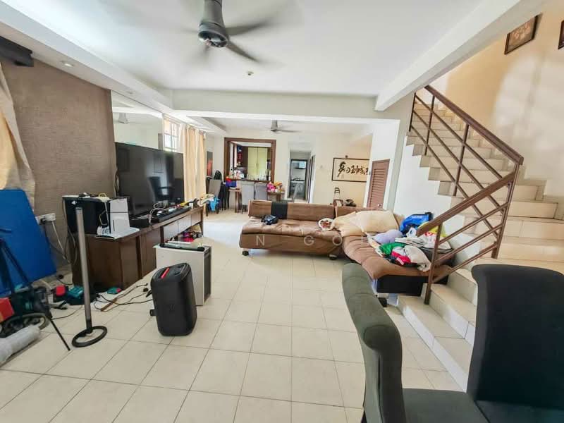 2-storey Terraced House for Sale in TAMAN PUCHONG UTAMA (Puchong) - Evan Goh - Living Room - PropertyGuru.com.my