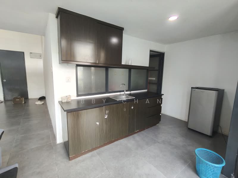 Servis Apartment untuk Disewa di Empire Damansara - Abby Chan - Kitchen - PropertyGuru.com.my