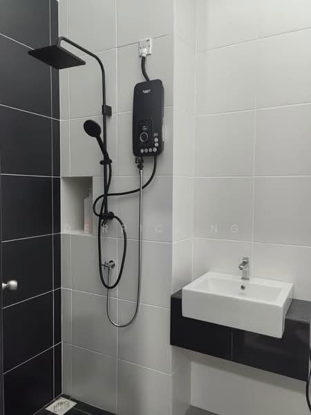 Rumah Teres 2 Tingkat untuk Disewa di Iskandar Puteri (Nusajaya) (Johor) - Derrick Ng - Bathroom - PropertyGuru.com.my