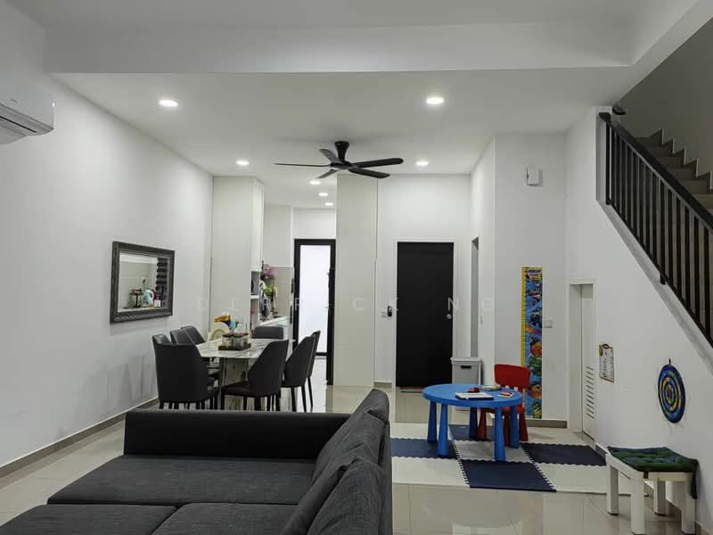 Rumah Teres 2 Tingkat untuk Disewa di Iskandar Puteri (Nusajaya) (Johor) - Derrick Ng - Living Room - PropertyGuru.com.my