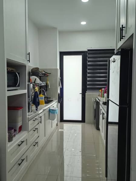 Rumah Teres 2 Tingkat untuk Disewa di Iskandar Puteri (Nusajaya) (Johor) - Derrick Ng - Kitchen - PropertyGuru.com.my