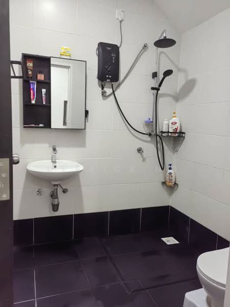 Rumah Teres 2 Tingkat untuk Disewa di Iskandar Puteri (Nusajaya) (Johor) - Derrick Ng - Bathroom - PropertyGuru.com.my