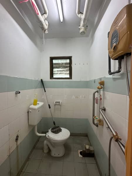 Pangsapuri untuk Dijual di Abdullah Hukum Apartment - Izzat Zamros - PropertyGuru.com.my