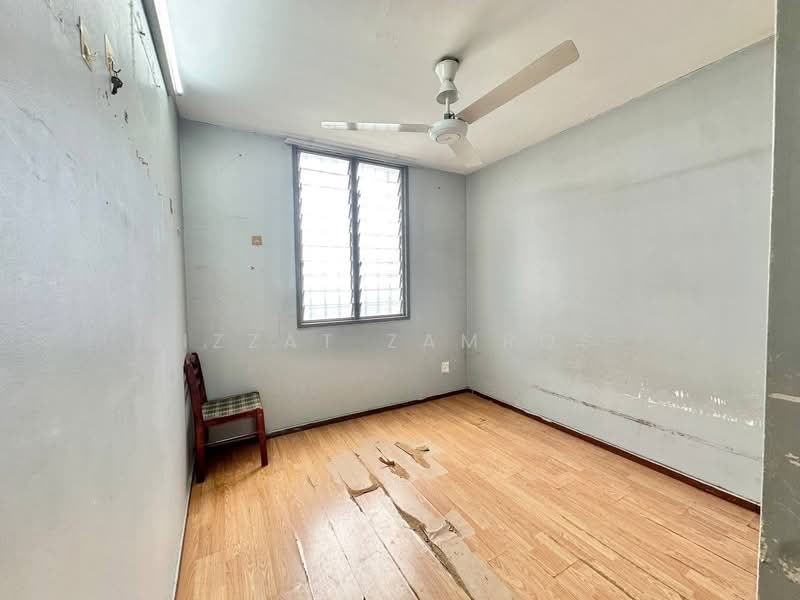 Pangsapuri untuk Dijual di Abdullah Hukum Apartment - Izzat Zamros - PropertyGuru.com.my
