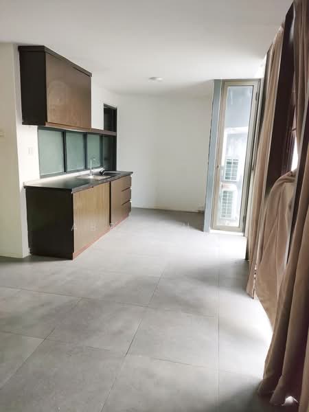 Servis Apartment untuk Disewa di Empire Damansara - Abby Chan - Kitchen - PropertyGuru.com.my