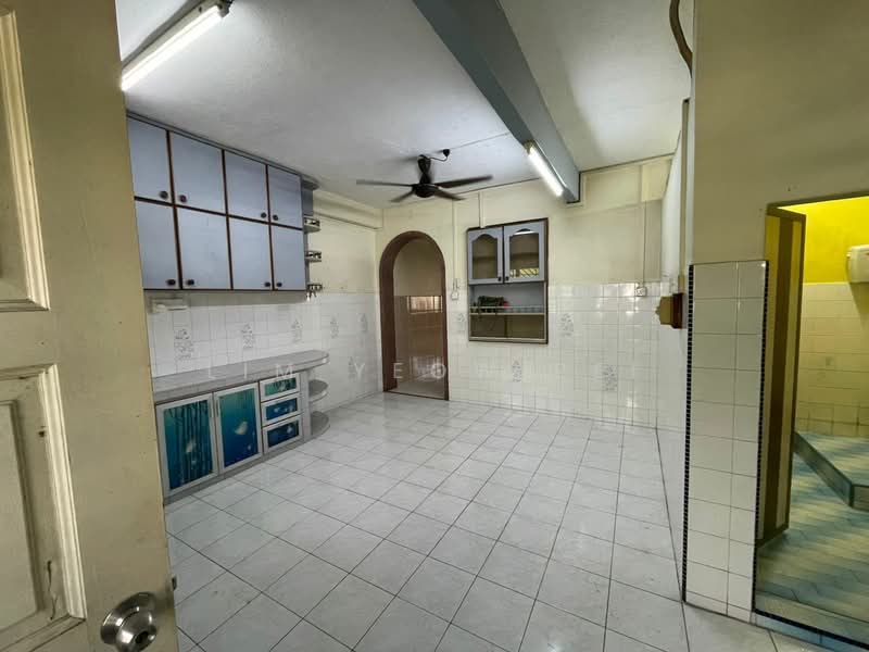 Rumah Teres 1.5 Tingkat untuk Dijual di Batu Pahat (Johor) - Lim Yeow Pei - Kitchen - PropertyGuru.com.my